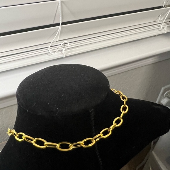 Gold plated stainless steel white Heart Pendant Necklace 18” women’s - Picture 3 of 3